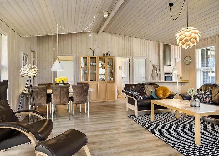 Beautiful In With Sauna *